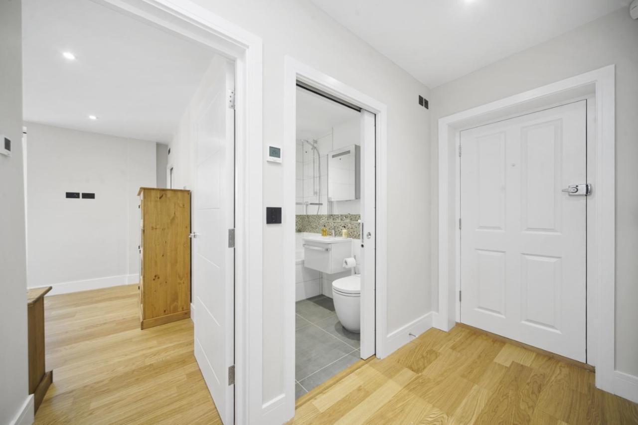 Flat 1 Bridge House Διαμέρισμα Staines-upon-Thames Εξωτερικό φωτογραφία