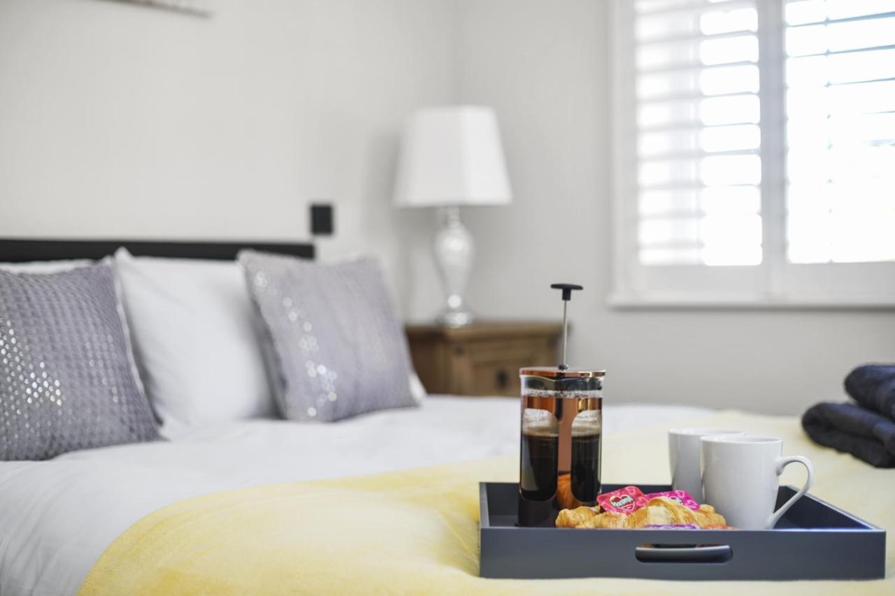 Flat 1 Bridge House Διαμέρισμα Staines-upon-Thames Εξωτερικό φωτογραφία